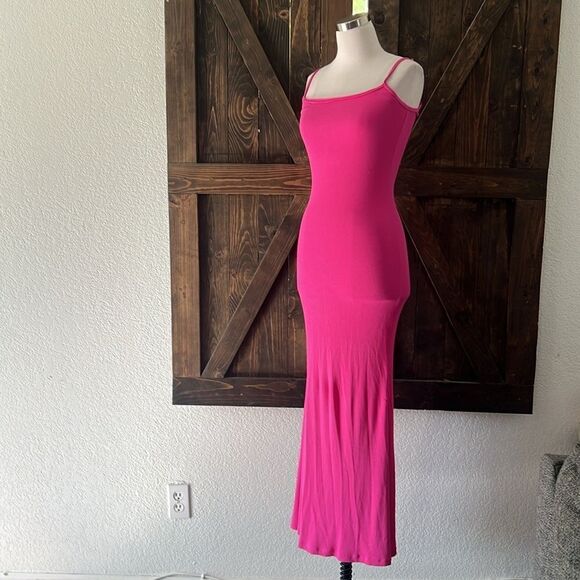 Popilush The Shapewear Dress Slip Maxi built in Shapewear - Picture 6 of 16